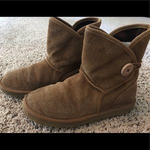 Girls Bailey Button Uggs